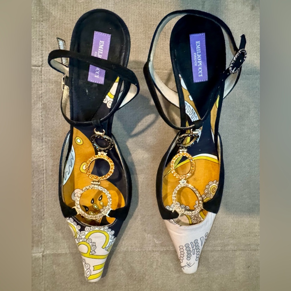 Emilio Pucci Black and Gold Artistic  shoes 👠